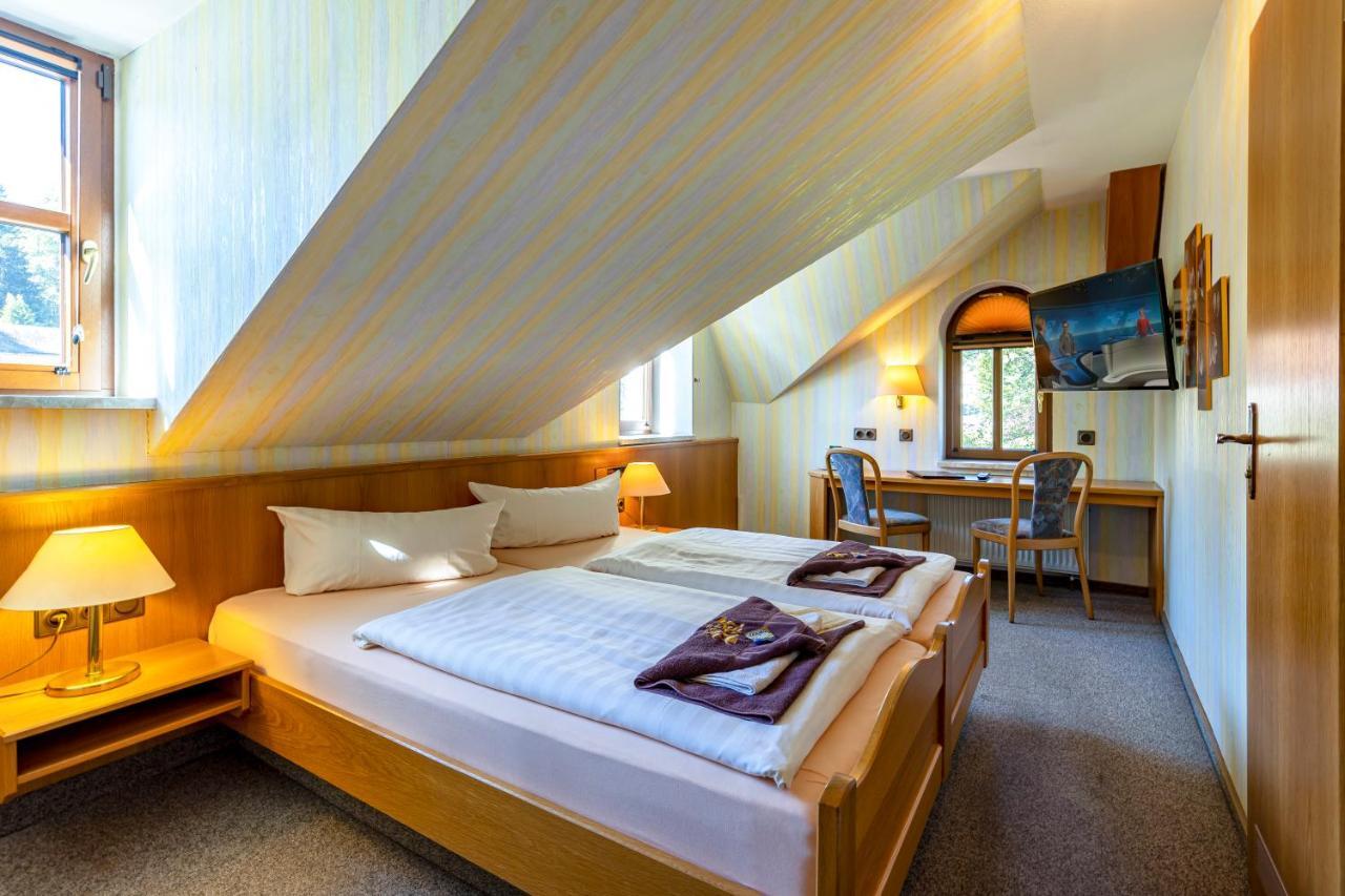 Hotel Zur Post Schönheide Dış mekan fotoğraf