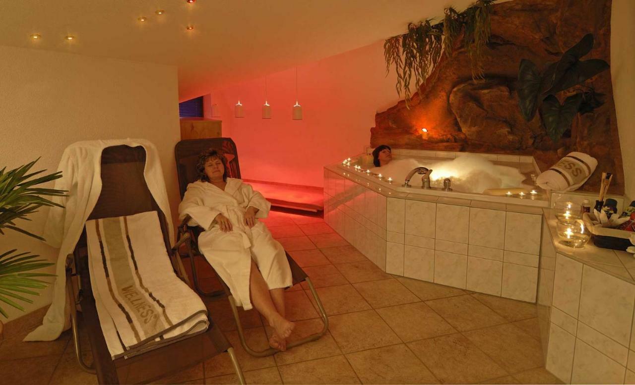 Hotel Zur Post Schönheide Dış mekan fotoğraf